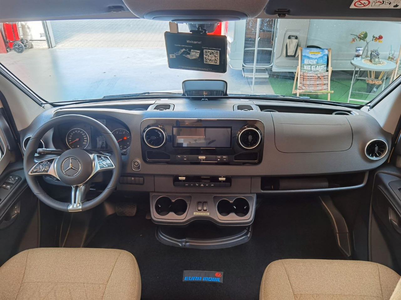 Lease a  Eura Mobil XTURA 686 EF / MODELL 2026 /4x4 /TOP-AUSSTATTUNG Eura Mobil XTURA 686 EF / MODELL 2026 /4x4 /TOP-AUSSTATTUNG: picture 17