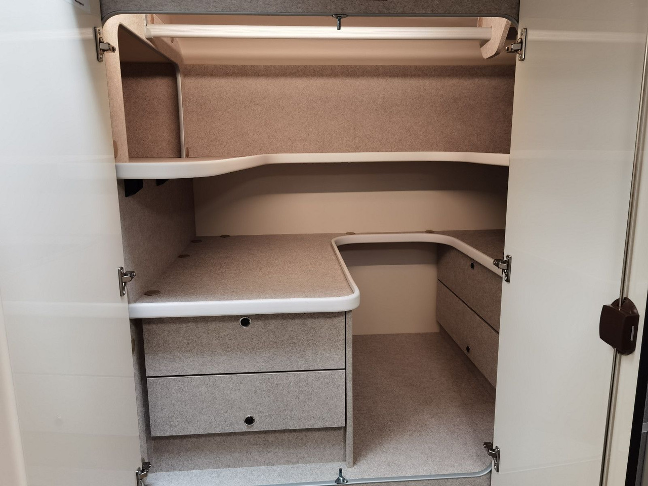 Semi-integrated motorhome Forster T 639 LF /-MODELL 2026- / XXL- HUBBETT & RAUMBAD: picture 22 Semi-integrated motorhome Forster T 639 LF /-MODELL 2026- / XXL- HUBBETT & RAUMBAD: picture 22