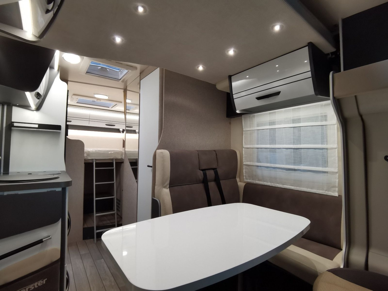Semi-integrated motorhome Forster T 699 EB / -MODELL 2025-/ EINZELBETTEN & HUBBETT: picture 13
