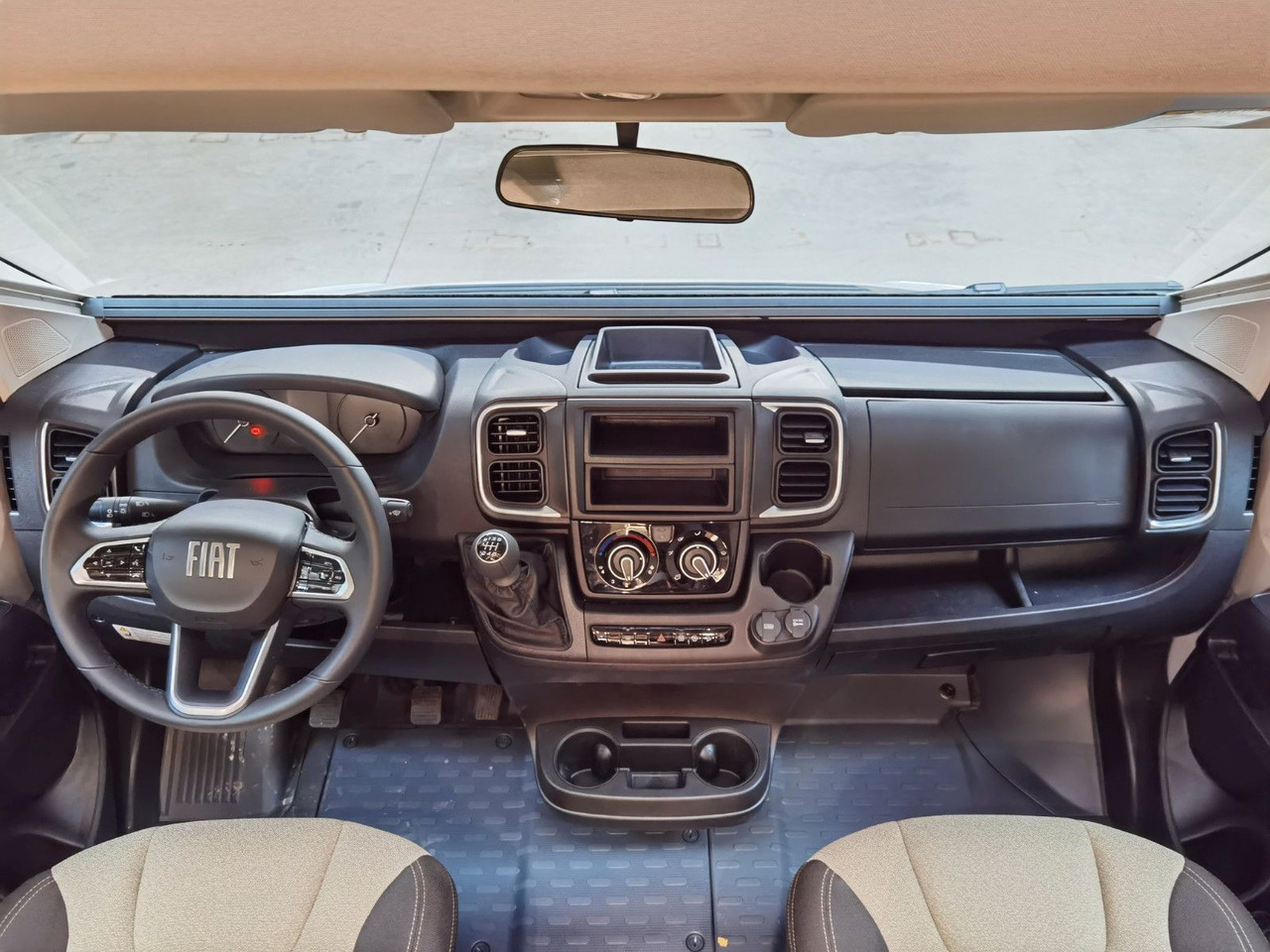 Semi-integrated motorhome Forster T 745 EB /-2025-/ 140PS / EINZELBETTEN & HUBBETT: picture 12 Semi-integrated motorhome Forster T 745 EB /-2025-/ 140PS / EINZELBETTEN & HUBBETT: picture 12