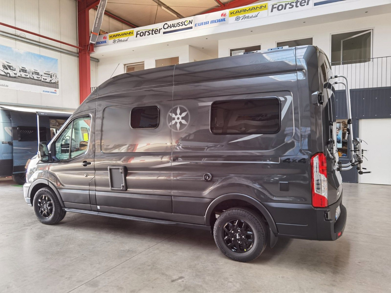 Karmann DEXTER 570 / 170 PS / 4x4/ ALU / SOLAR / MARKISE - Camper van: picture 5 Karmann DEXTER 570 / 170 PS / 4x4/ ALU / SOLAR / MARKISE - Camper van: picture 5