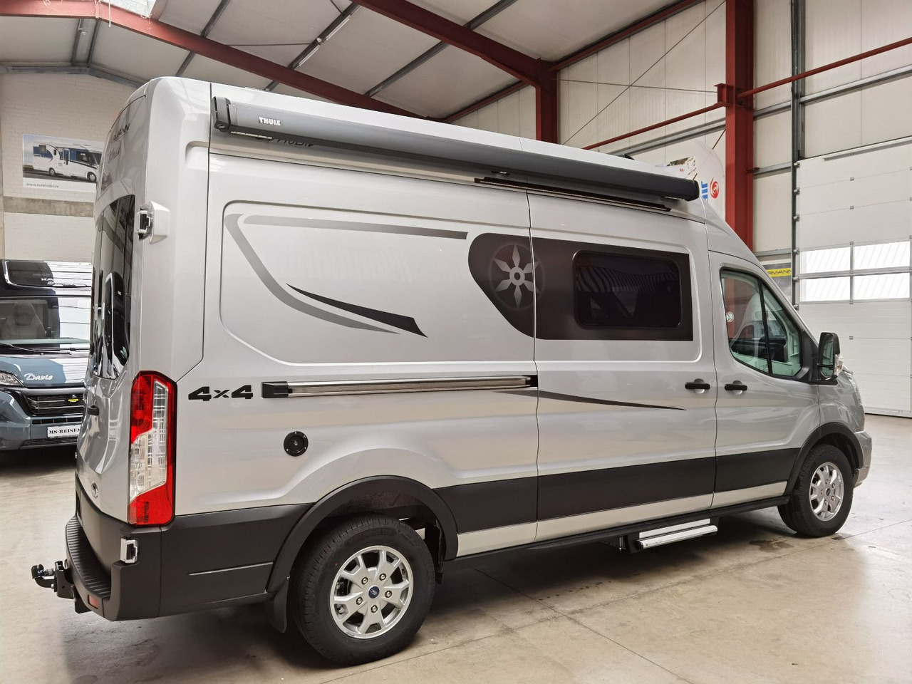 Karmann DEXTER 570 /170PS-4x4 /SOLAR/ AHK / EINZELBETTEN - Camper van: picture 4 Karmann DEXTER 570 /170PS-4x4 /SOLAR/ AHK / EINZELBETTEN - Camper van: picture 4