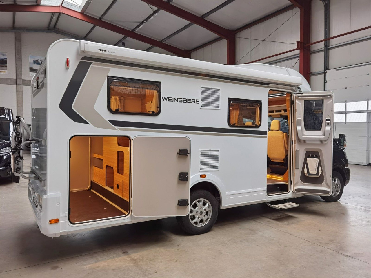 Semi-integrated motorhome Weinsberg CARASUITE 650 MEG/155-DSG/EINZELBETTEN & HUBBETT: picture 8