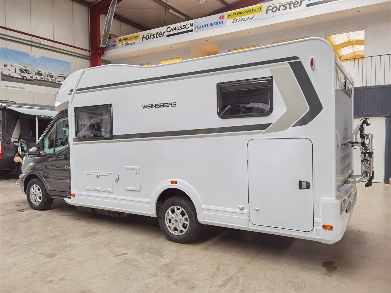 Semi-integrated motorhome Weinsberg CARASUITE 650 MEG/155-DSG/EINZELBETTEN & HUBBETT: picture 5