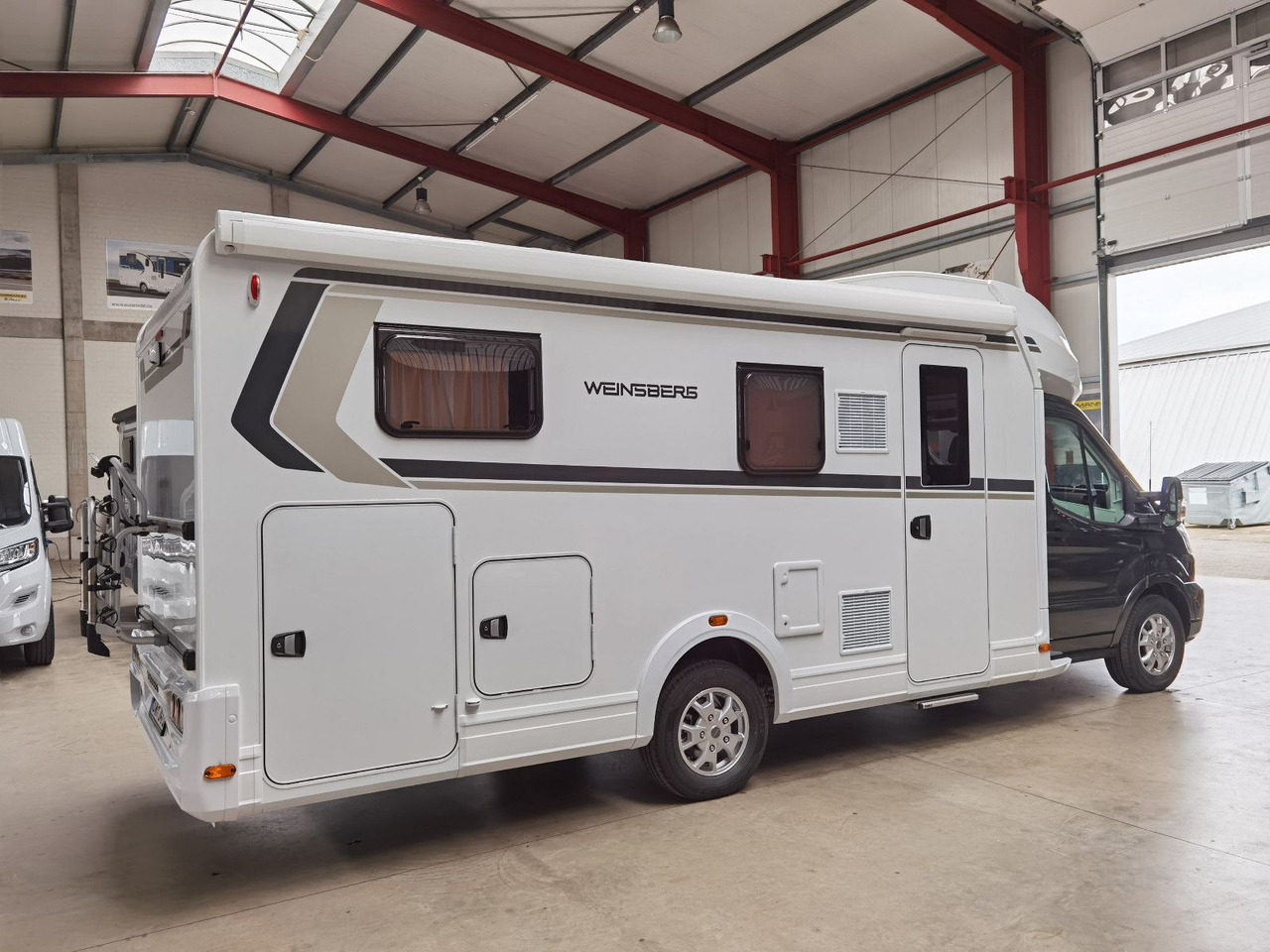 Weinsberg CARASUITE 700 MEG /155PS /EINZELBETTEN & RAUMBAD - Semi-integrated motorhome: picture 4 Weinsberg CARASUITE 700 MEG /155PS /EINZELBETTEN & RAUMBAD - Semi-integrated motorhome: picture 4
