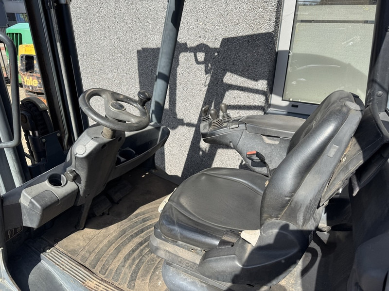 Diesel forklift Linde H30D-02 Triplo 465 Freelift / Sideshift / VW Diesel 2014: picture 11