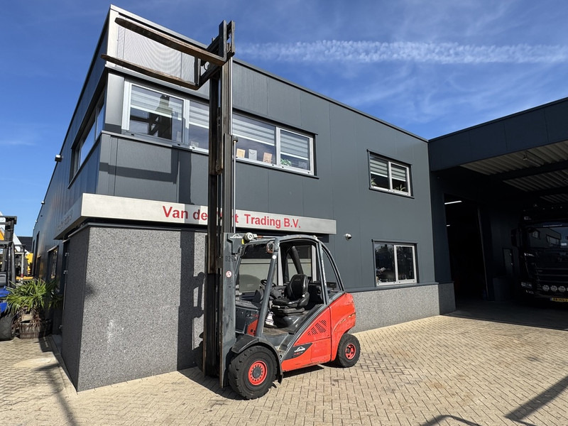 Diesel forklift Linde H30D-02 Triplo 465 Freelift / Sideshift / VW Diesel 2014: picture 7