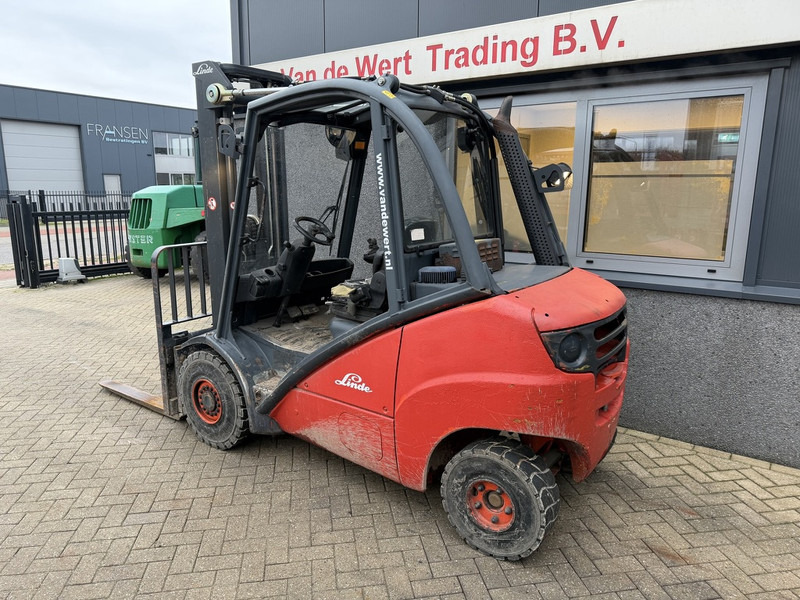 Linde H35D triplo550 Freelift / Sideshift 2007 VW DIESEL - Diesel forklift: picture 4 Linde H35D triplo550 Freelift / Sideshift 2007 VW DIESEL - Diesel forklift: picture 4