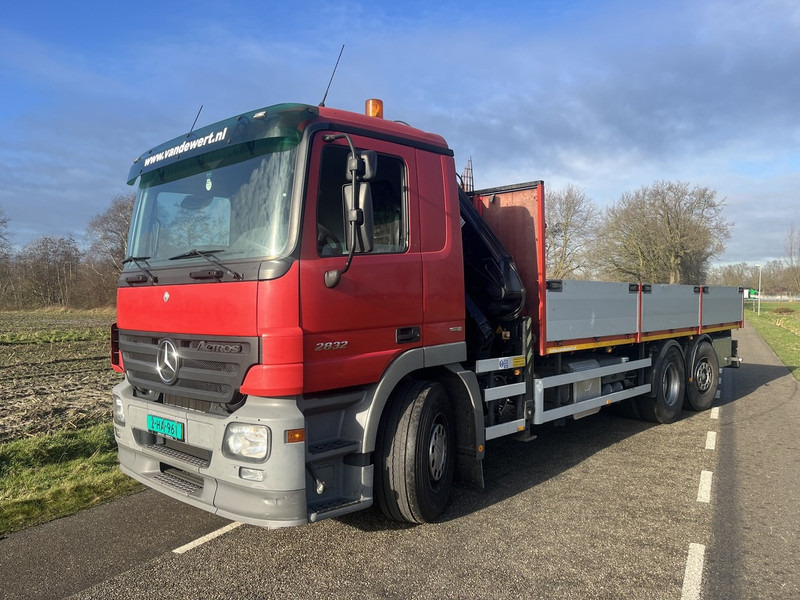 Mercedes-Benz ACTROS 2832 - Dropside/ Flatbed truck, Crane truck: picture 3 Mercedes-Benz ACTROS 2832 - Dropside/ Flatbed truck, Crane truck: picture 3