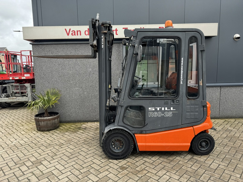 Still R60-25 Triplo 540 Freelift/Sideshift/4e functie elektrisch - Electric forklift: picture 3 Still R60-25 Triplo 540 Freelift/Sideshift/4e functie elektrisch - Electric forklift: picture 3