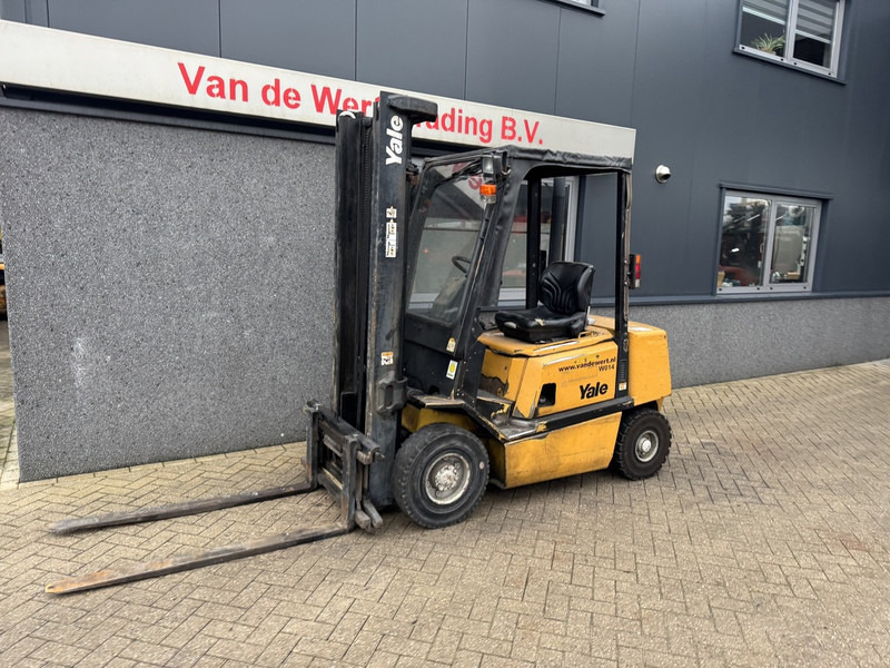 Yale GDP25TF Duplo 380 Sideshift Mazda Diesel 1998 - Diesel forklift: picture 2 Yale GDP25TF Duplo 380 Sideshift Mazda Diesel 1998 - Diesel forklift: picture 2