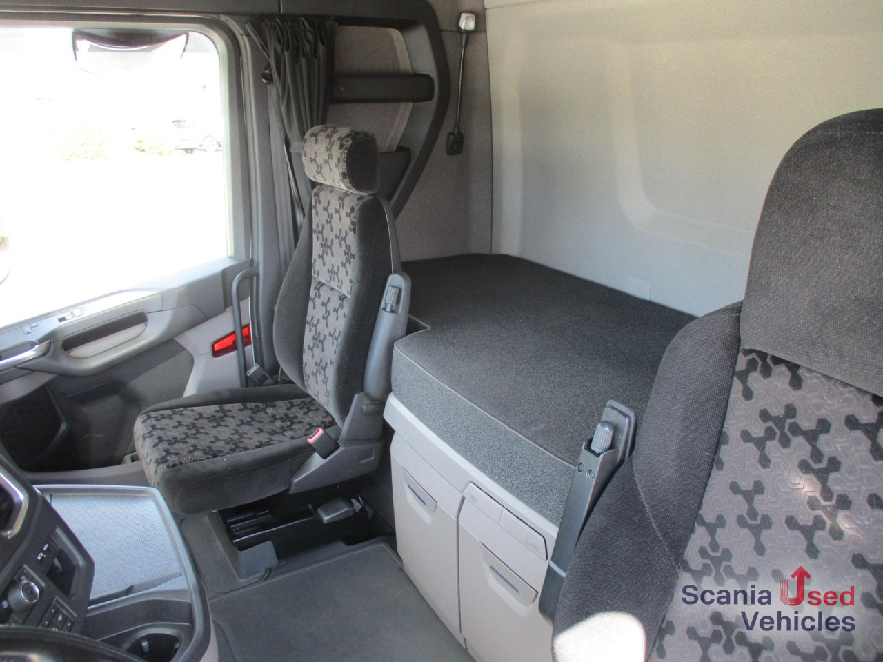 Tractor unit SCANIA S 450 A4x2NA: picture 12