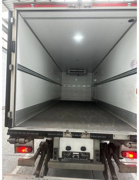 Refrigerator truck Renault D 12 220 / 264728 km: picture 14