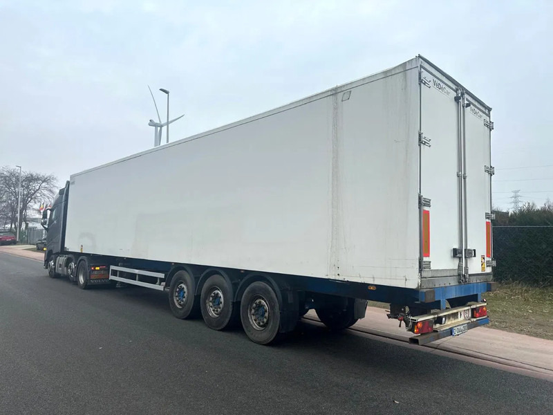 Renders ROC 12.27 - Refrigerator semi-trailer: picture 5 Renders ROC 12.27 - Refrigerator semi-trailer: picture 5