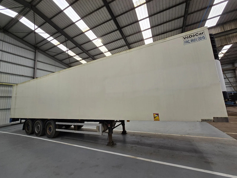 Renders ROC 12.27 NA / CARRIER MAXIMA 1200 DPH - Refrigerator semi-trailer: picture 4 Renders ROC 12.27 NA / CARRIER MAXIMA 1200 DPH - Refrigerator semi-trailer: picture 4