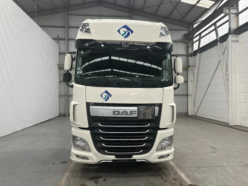 Tractor unit DAF XF 106.460 Superspacecab: picture 7 Tractor unit DAF XF 106.460 Superspacecab: picture 7