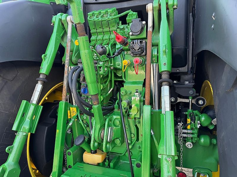 John Deere 6R195 AP 50KM COMMAND-PRO 2023!! - Farm tractor: picture 4 John Deere 6R195 AP 50KM COMMAND-PRO 2023!! - Farm tractor: picture 4