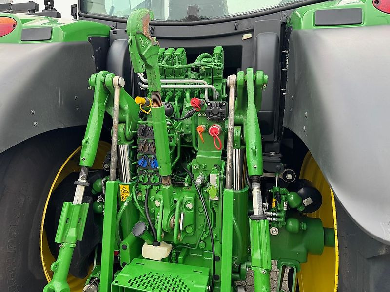John Deere 6R195 AP 50KM COMMAND-PRO G5-PLUS 2024 1560 UUR!!! - Farm tractor: picture 4 John Deere 6R195 AP 50KM COMMAND-PRO G5-PLUS 2024 1560 UUR!!! - Farm tractor: picture 4