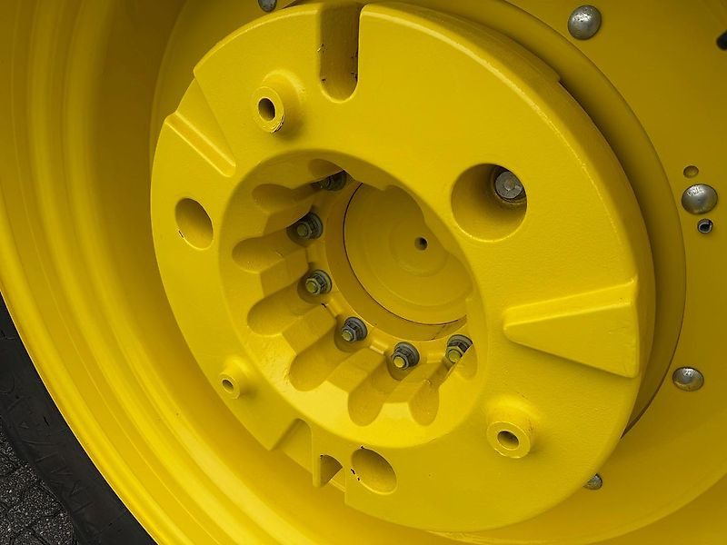 John Deere 6R195 AP 50KM COMMAND-PRO G5-PLUS 2024 570 UUR!!! - Farm tractor: picture 5 John Deere 6R195 AP 50KM COMMAND-PRO G5-PLUS 2024 570 UUR!!! - Farm tractor: picture 5