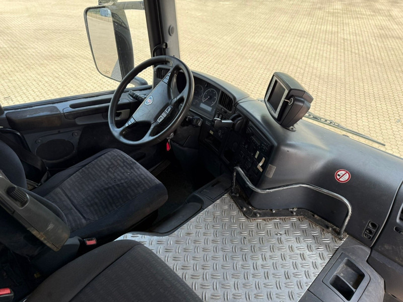 Garbage truck Scania P 230 DB 6X2/4 HNB NL Truck 327.000 km: picture 12