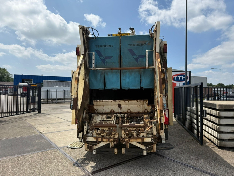 Garbage truck Scania P 230 DB 6X2/4 HNB NL Truck 327.000 km: picture 6