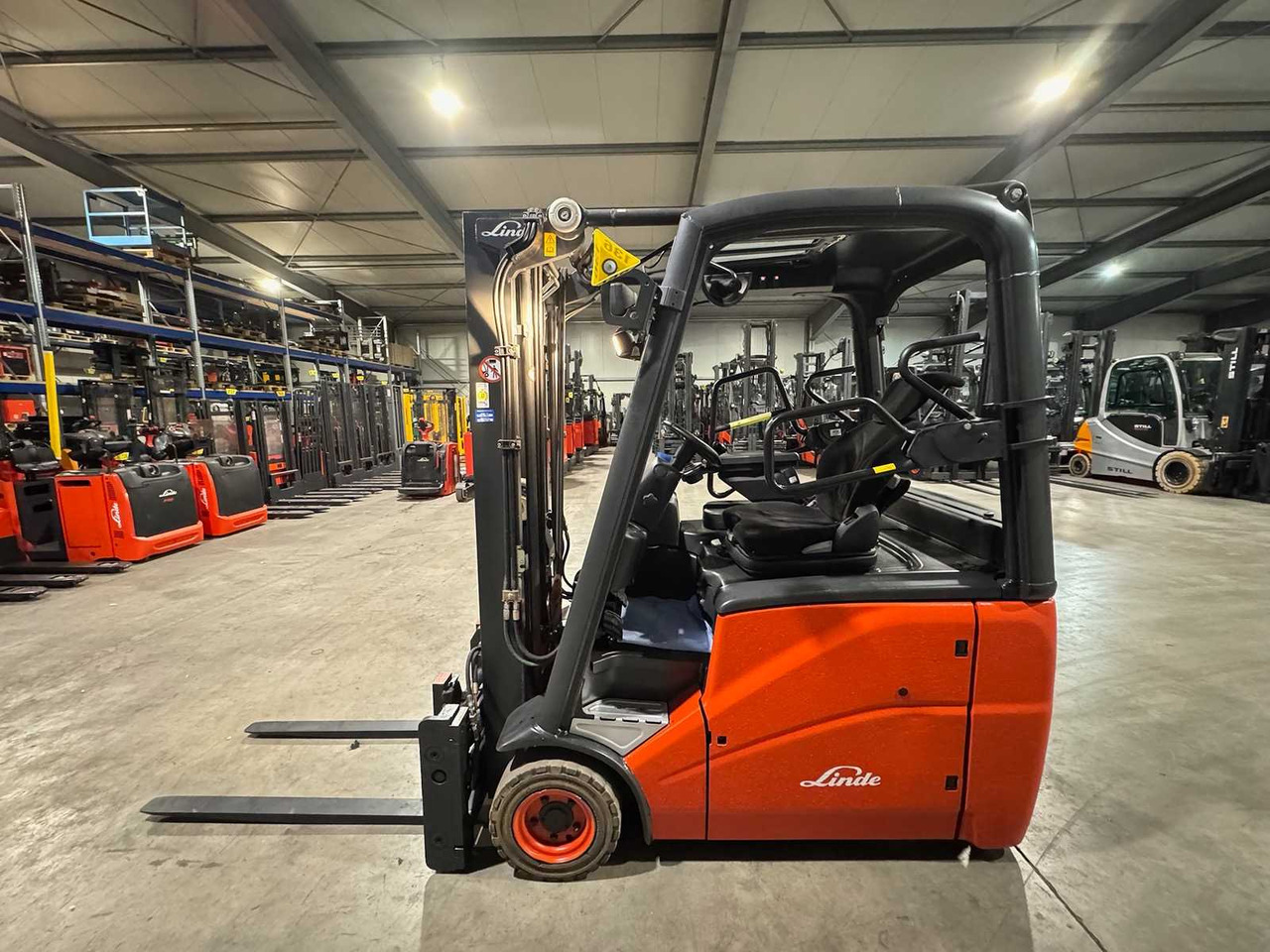 05/2024 SERVICE + UVV 12/2026 LINDE E16H 1.600KG 3.+4. VALVE FORK ADJUSTER DUPLEX FREE LIFT ELECTRIC FORKLIFT 7.089 HOURS - Forklift: picture 5 05/2024 SERVICE + UVV 12/2026 LINDE E16H 1.600KG 3.+4. VALVE FORK ADJUSTER DUPLEX FREE LIFT ELECTRIC FORKLIFT 7.089 HOURS - Forklift: picture 5