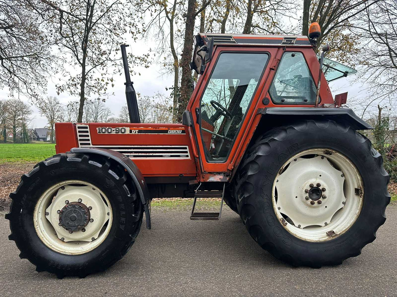 1988 FIAT 100-90 DT ALL-WHEEL DRIVE AGRICULTURAL TRACTOR - Farm tractor: picture 2 1988 FIAT 100-90 DT ALL-WHEEL DRIVE AGRICULTURAL TRACTOR - Farm tractor: picture 2