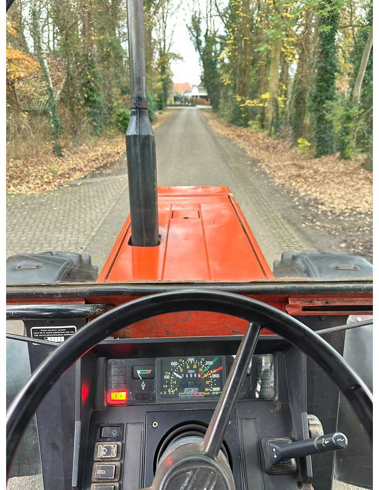 1988 FIAT 100-90 DT ALL-WHEEL DRIVE AGRICULTURAL TRACTOR - Farm tractor: picture 5 1988 FIAT 100-90 DT ALL-WHEEL DRIVE AGRICULTURAL TRACTOR - Farm tractor: picture 5