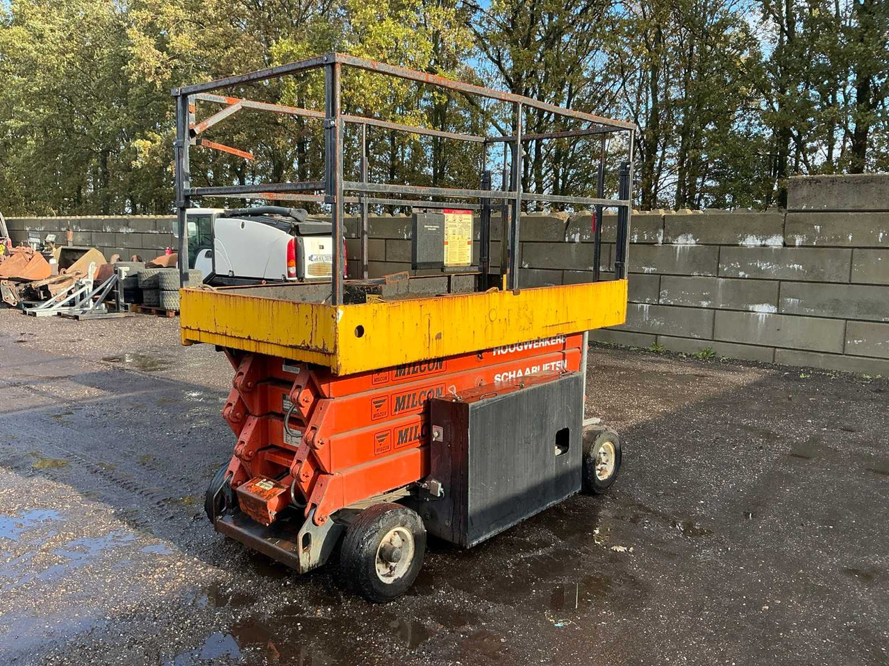 1990 SNORKEL ECONOMY HYD 2546 AERIAL PLATFORM DEFECTIVE - Aerial platform: picture 5 1990 SNORKEL ECONOMY HYD 2546 AERIAL PLATFORM DEFECTIVE - Aerial platform: picture 5