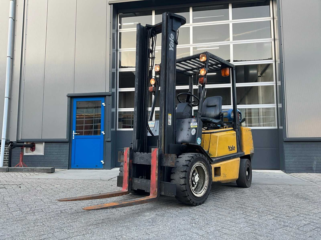 1993 YALE GLP 30 TE FORKLIFT - Forklift: picture 1 1993 YALE GLP 30 TE FORKLIFT - Forklift: picture 1