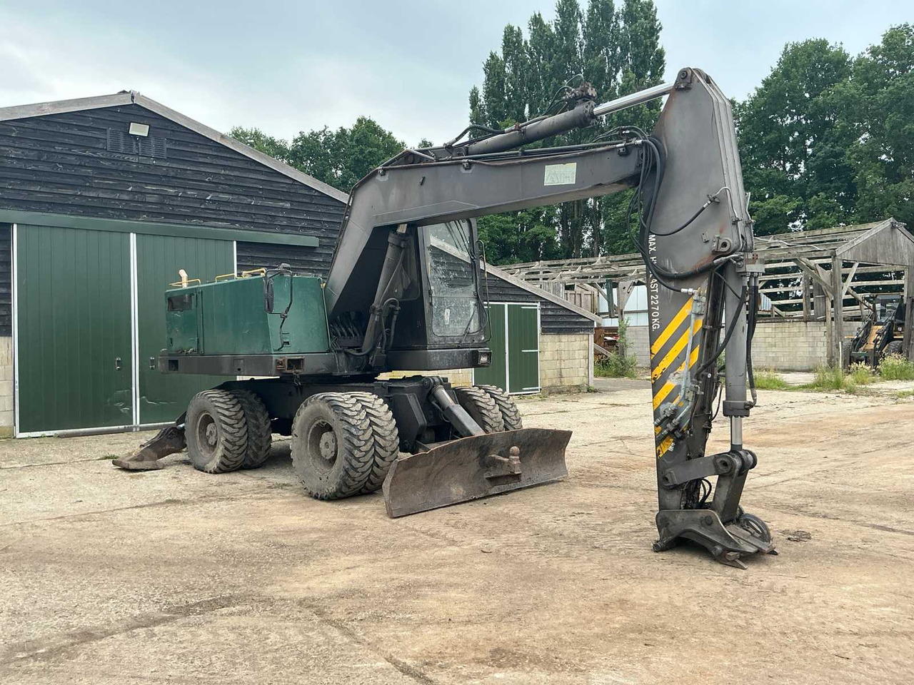 1998 VOLVO EW200 WHEELED EXCAVATOR - Wheel excavator: picture 3 1998 VOLVO EW200 WHEELED EXCAVATOR - Wheel excavator: picture 3