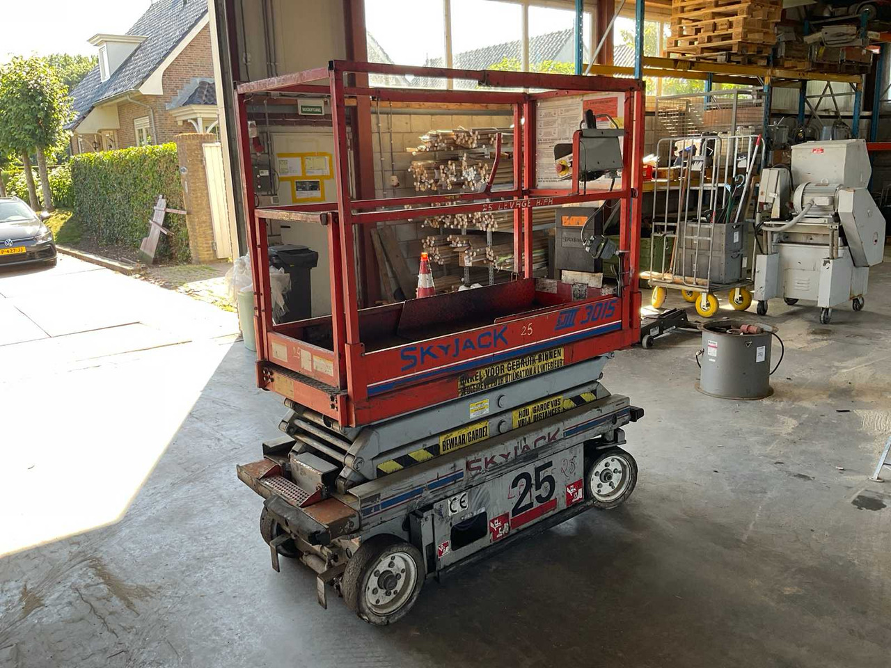 2002 SKYJACK SJ3 3015 AERIAL PLATFORM - Aerial platform: picture 3 2002 SKYJACK SJ3 3015 AERIAL PLATFORM - Aerial platform: picture 3