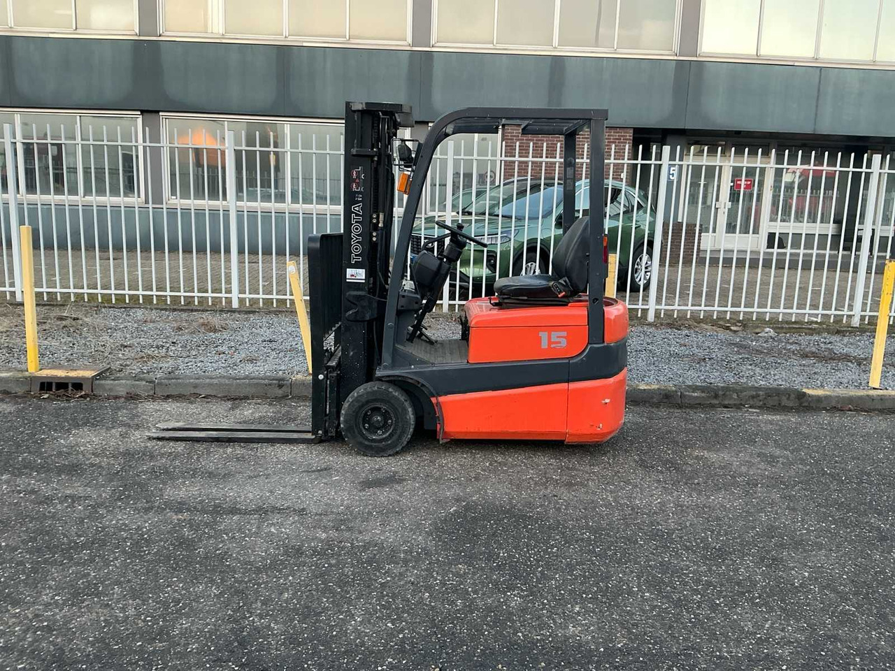 2004 TOYOTA FBESF15 FORKLIFT - Forklift: picture 3 2004 TOYOTA FBESF15 FORKLIFT - Forklift: picture 3