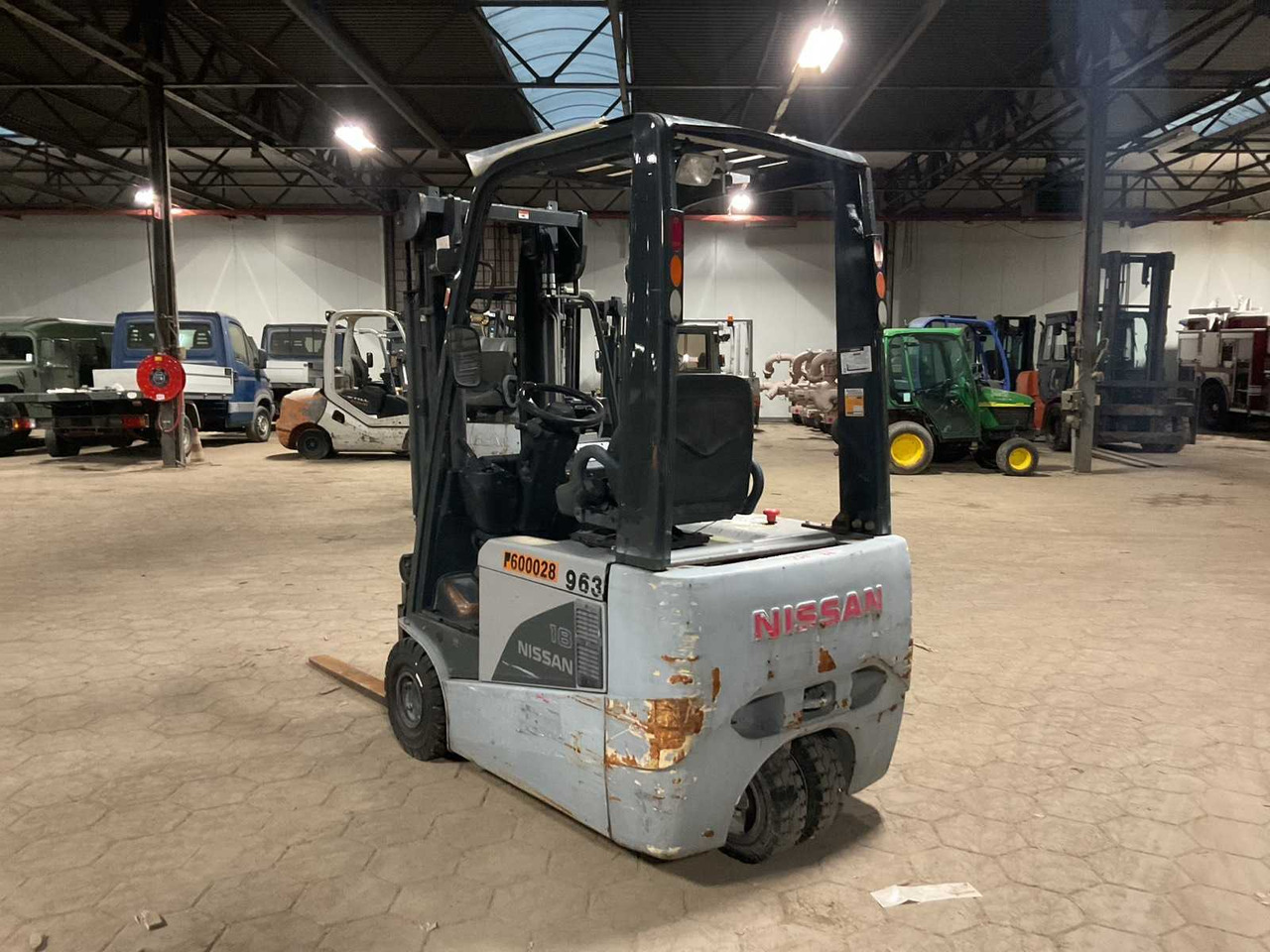 2006 NISSAN 1N1L18Q FORKLIFT - Forklift: picture 4 2006 NISSAN 1N1L18Q FORKLIFT - Forklift: picture 4