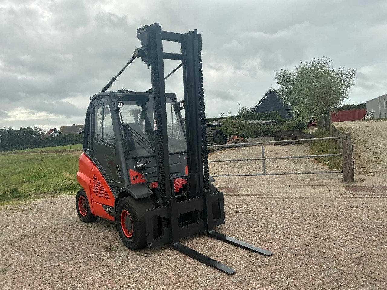 2011 LINDE H50D-01 FORKLIFT - Forklift: picture 4 2011 LINDE H50D-01 FORKLIFT - Forklift: picture 4