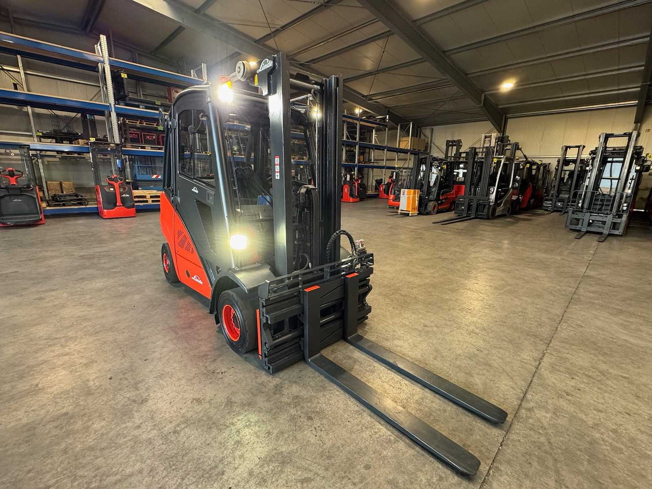 2012 SERVICE + UVV 09/2026 LINDE H25D 3RD + 4TH VALVE FORK ADJUSTER 163CM FREE STROKE DIESEL FORKLIFT - Forklift: picture 2 2012 SERVICE + UVV 09/2026 LINDE H25D 3RD + 4TH VALVE FORK ADJUSTER 163CM FREE STROKE DIESEL FORKLIFT - Forklift: picture 2