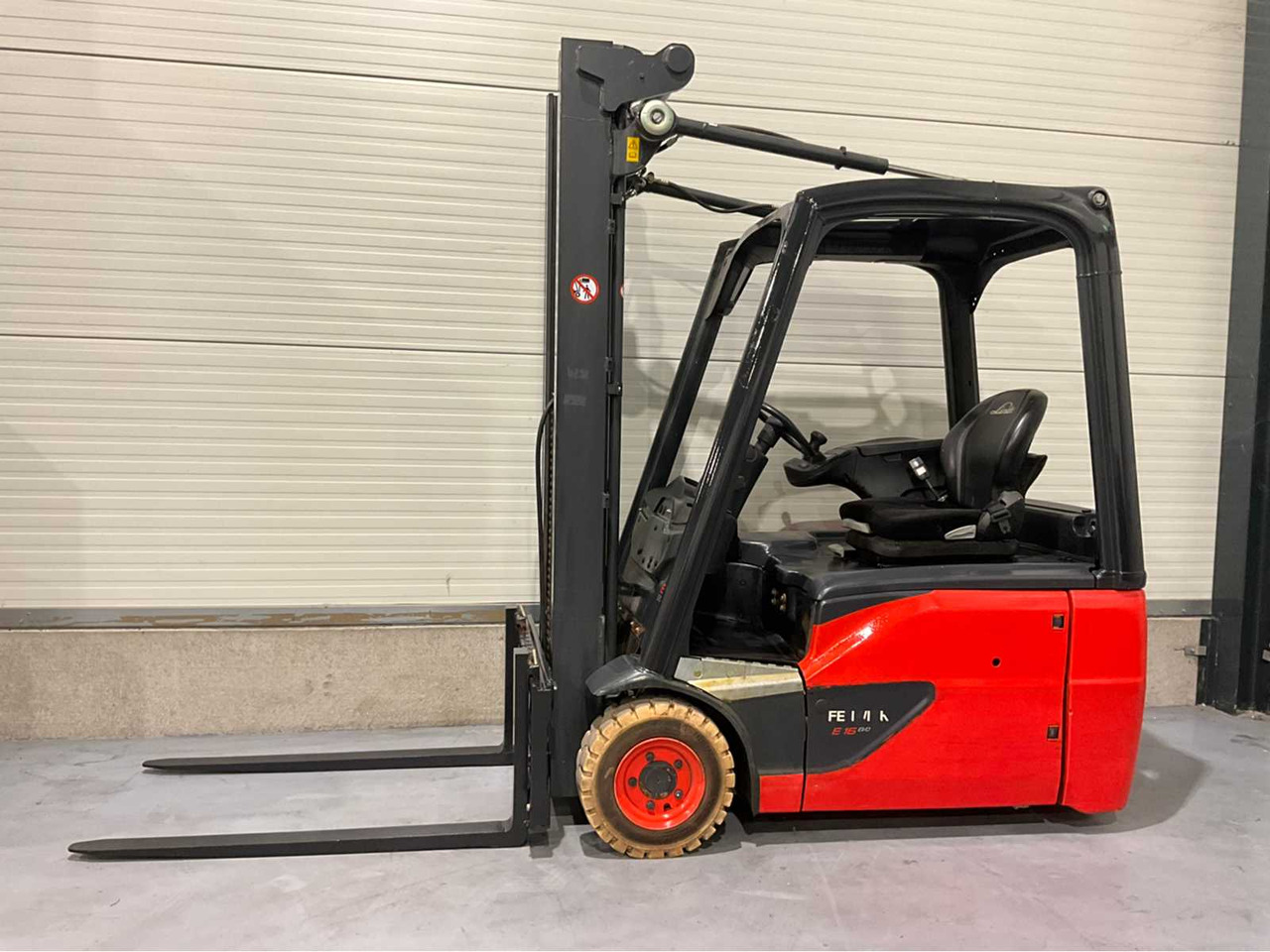 2015 LINDE E16-02 1600KG 3915HOUR FORKLIFT - Forklift: picture 2 2015 LINDE E16-02 1600KG 3915HOUR FORKLIFT - Forklift: picture 2