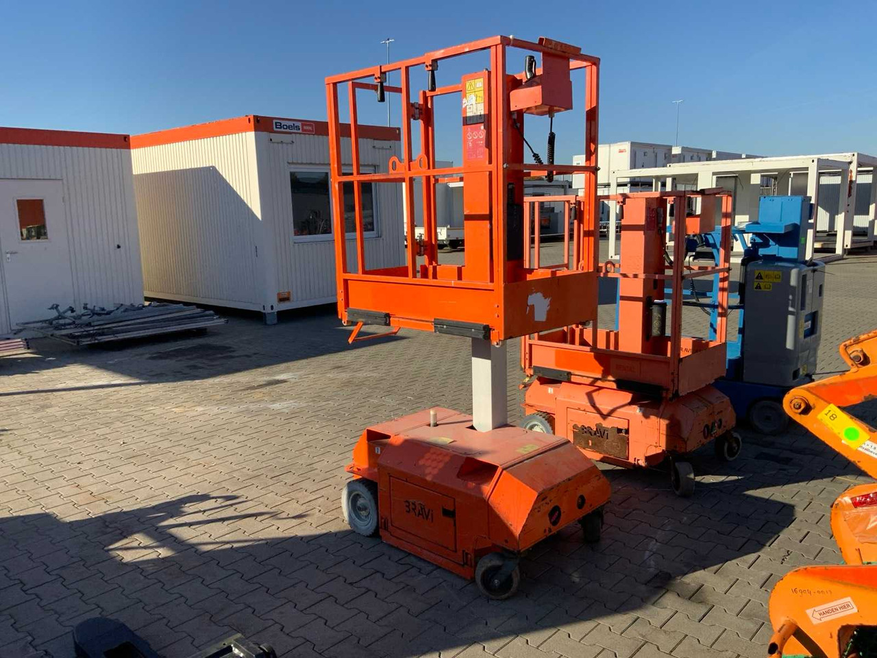 2016 BRAVIISOL LEONARDO LUI MINI HD AERIAL PLATFORM / PASSENGER LIFT - Aerial platform: picture 2 2016 BRAVIISOL LEONARDO LUI MINI HD AERIAL PLATFORM / PASSENGER LIFT - Aerial platform: picture 2