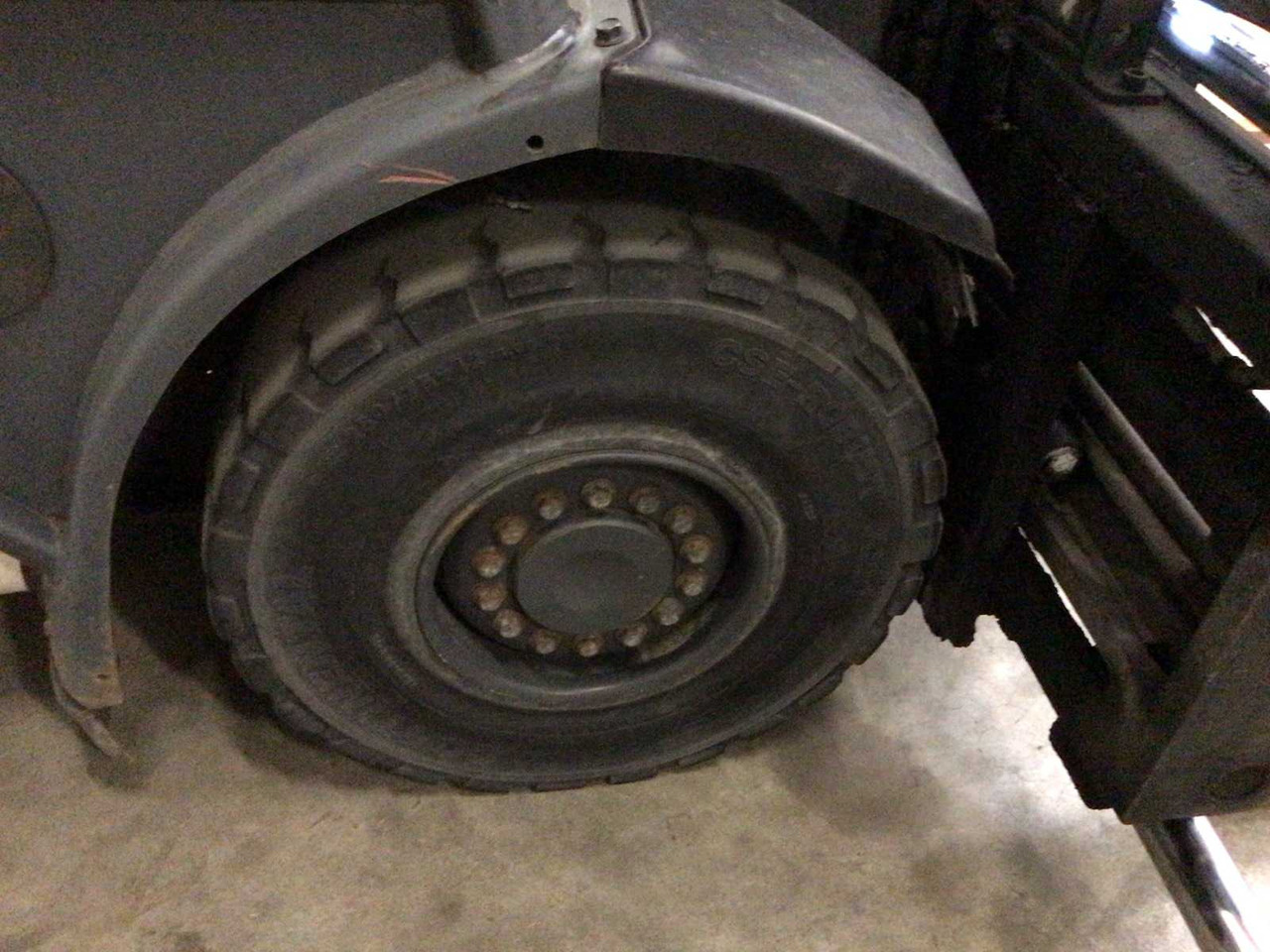 2019 LINDE H35T FORKLIFT - Forklift: picture 5 2019 LINDE H35T FORKLIFT - Forklift: picture 5