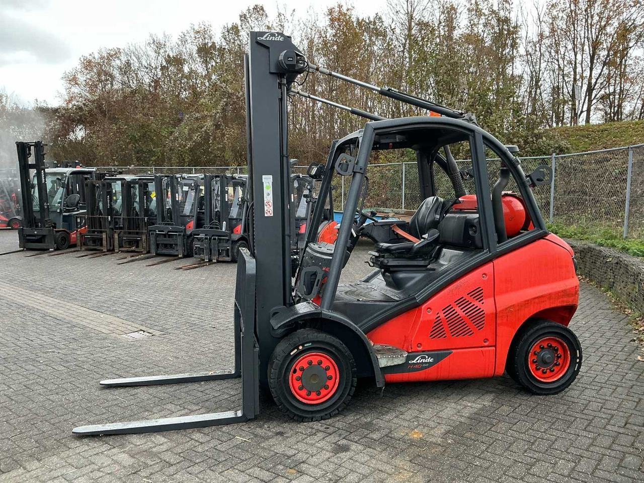 2019 LINDE H40T-02 FORKLIFT - Forklift: picture 2 2019 LINDE H40T-02 FORKLIFT - Forklift: picture 2
