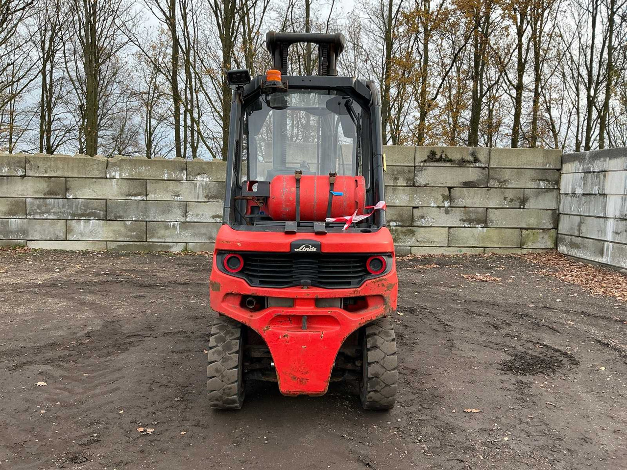 2020 LINDE H25T-01 FORKLIFT - Forklift: picture 4 2020 LINDE H25T-01 FORKLIFT - Forklift: picture 4