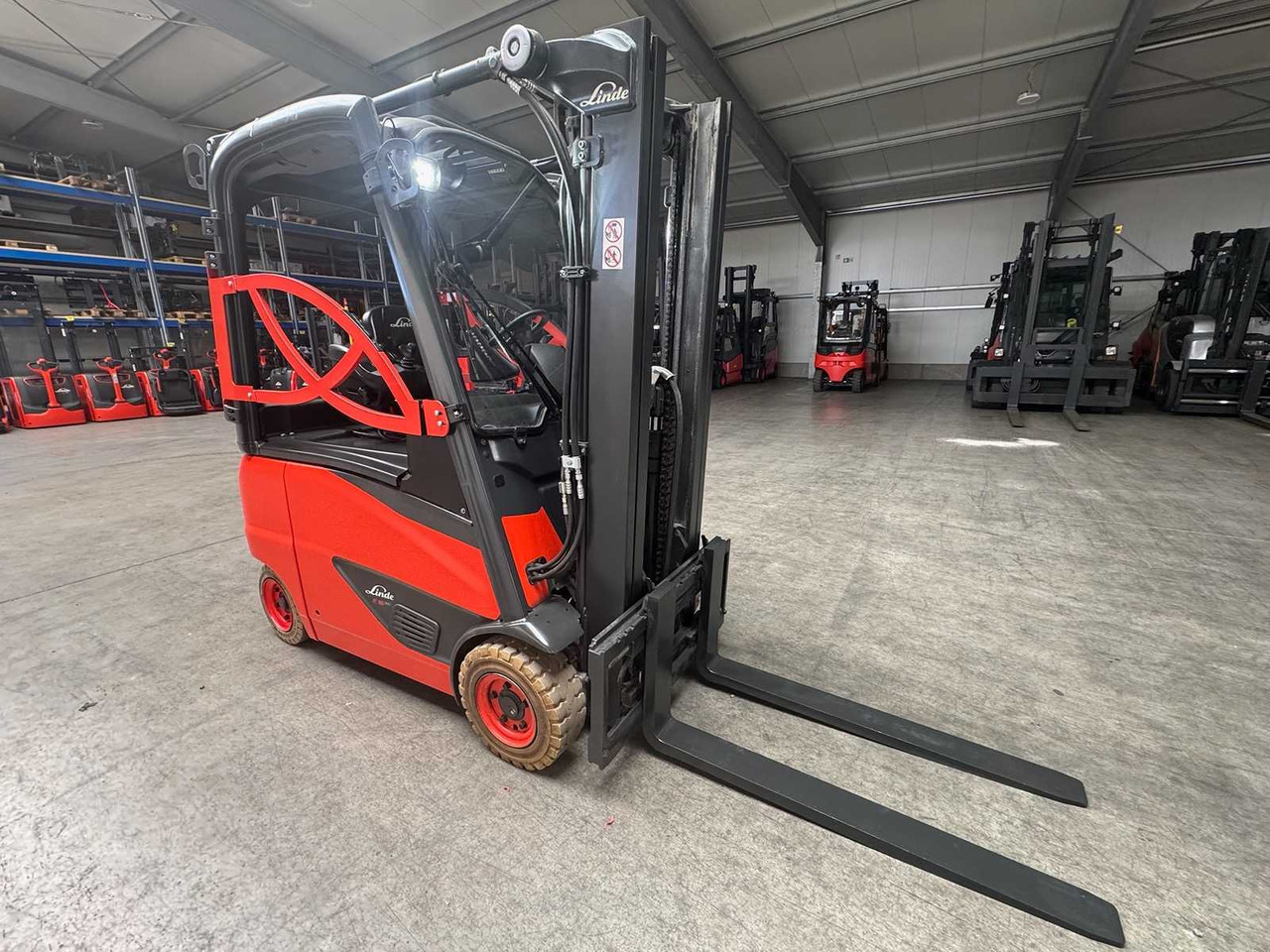 2020 SERVICE + UVV 07/2026 LINDE E16PH-02 EVO 1,600 KG FREE LIFT 4,675 HOURS - Forklift: picture 5 2020 SERVICE + UVV 07/2026 LINDE E16PH-02 EVO 1,600 KG FREE LIFT 4,675 HOURS - Forklift: picture 5
