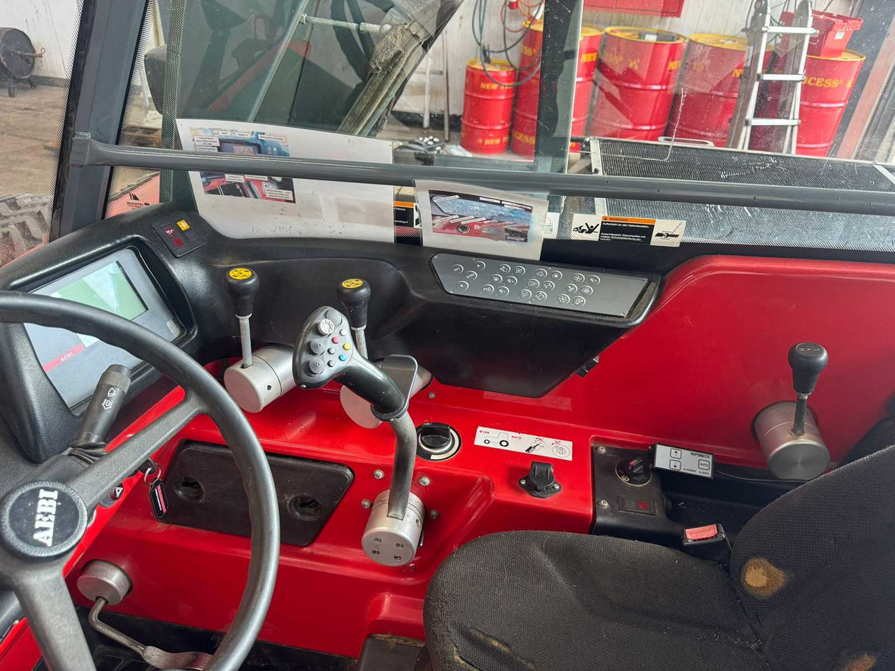 AEBI TT280 - Municipal tractor: picture 5 AEBI TT280 - Municipal tractor: picture 5