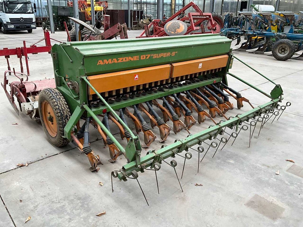 Amazone HR300/D7 - Sowing equipment: picture 4 Amazone HR300/D7 - Sowing equipment: picture 4