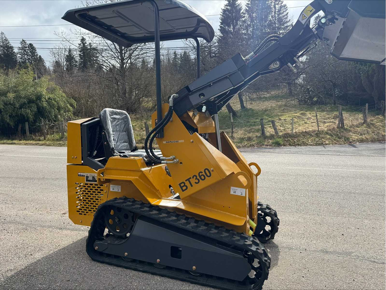 BISONTEK - 2024 - BT360 - SKID STEER LOADER - Compact track loader: picture 4 BISONTEK - 2024 - BT360 - SKID STEER LOADER - Compact track loader: picture 4