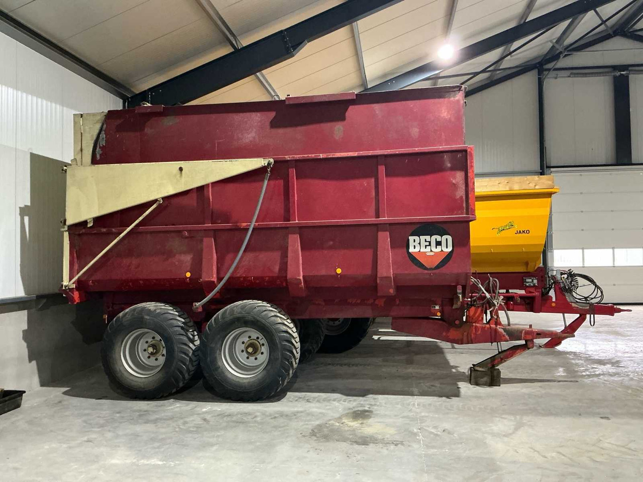 Beco S1000 - Farm tipping trailer/ Dumper: picture 2 Beco S1000 - Farm tipping trailer/ Dumper: picture 2
