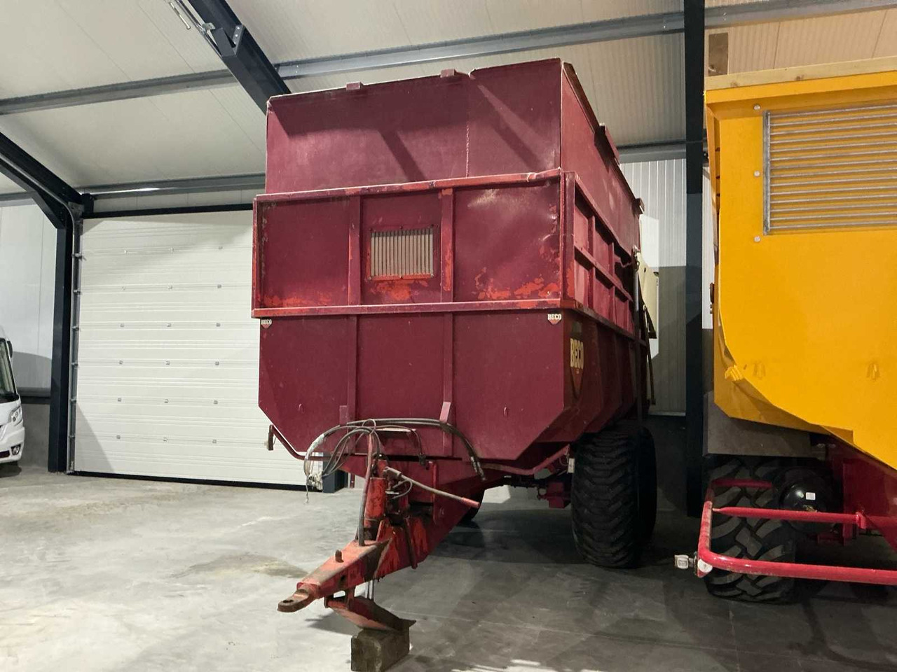 Beco S1000 - Farm tipping trailer/ Dumper: picture 3 Beco S1000 - Farm tipping trailer/ Dumper: picture 3