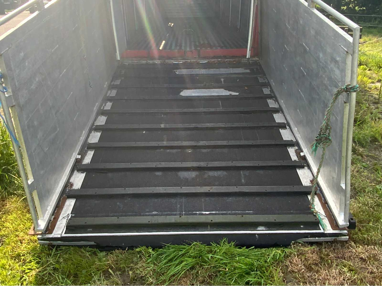 Livestock trailer Berdex AV.1018: picture 31