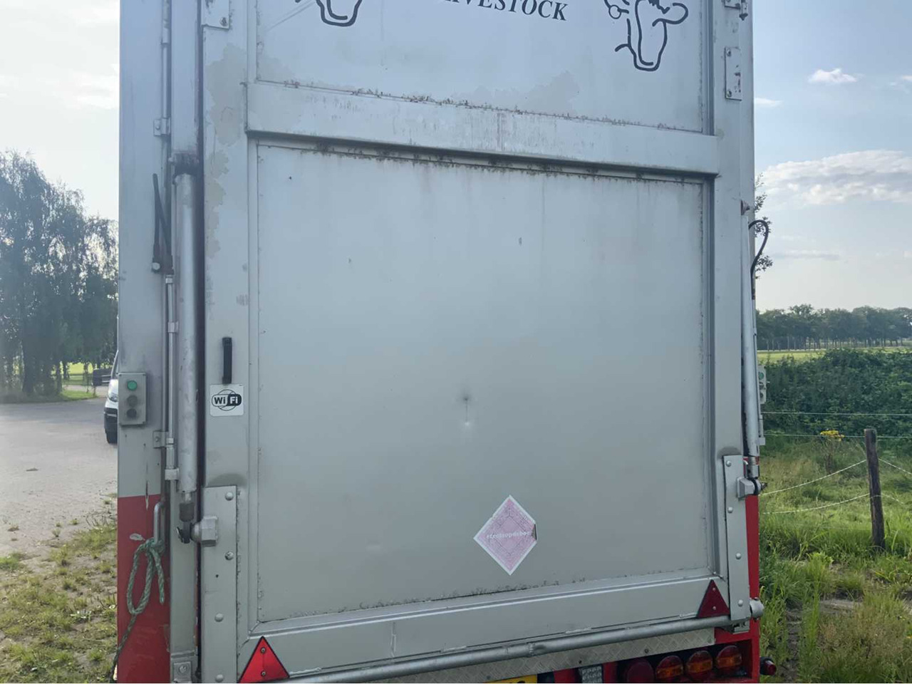 Livestock trailer Berdex AV.1018: picture 18