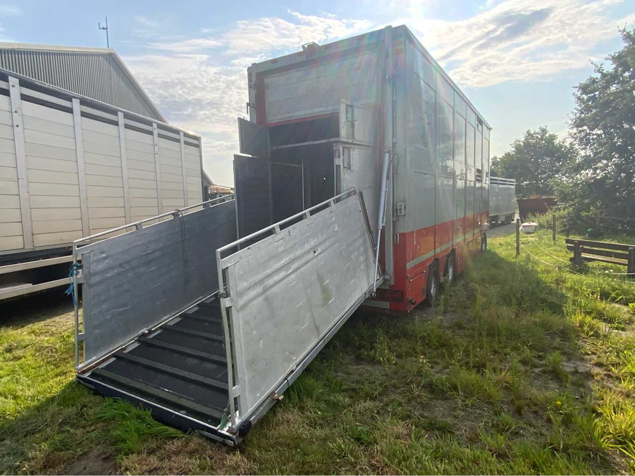 Livestock trailer Berdex AV.1018: picture 30